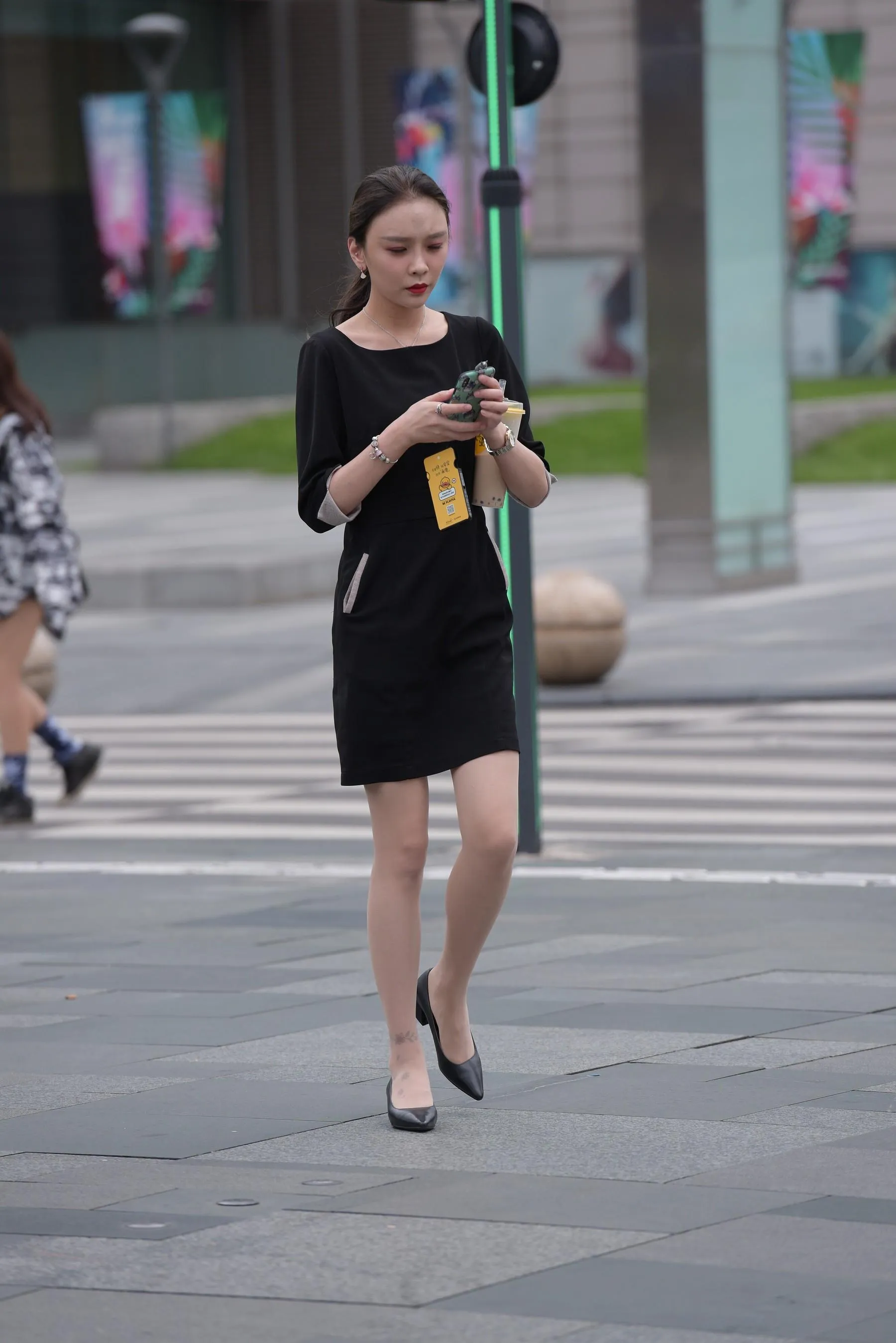 魔镜街拍 NO.163 街拍黑色连衣裙小姐姐 [184P]插图3